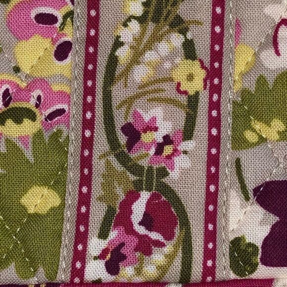 Vera Bradley Wristlet - Picture 14 of 16